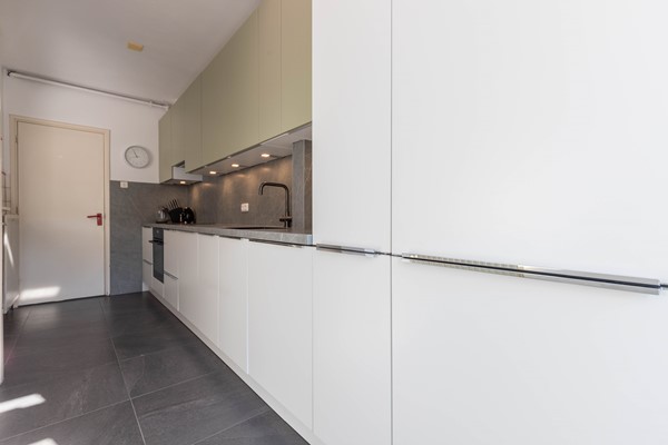 Medium property photo - Anna van Saksenstraat 16, 2351 RL Leiderdorp